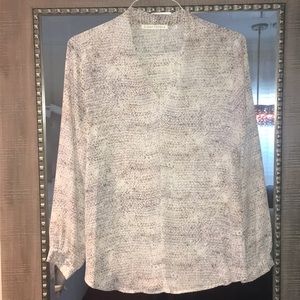 Violet and Claire Long sleeve black speckled blouse